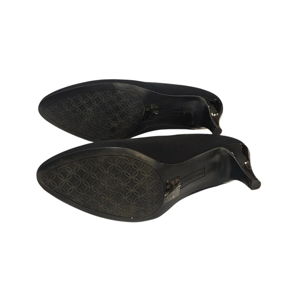 New - Abella - Classic Black Heels - Size 10